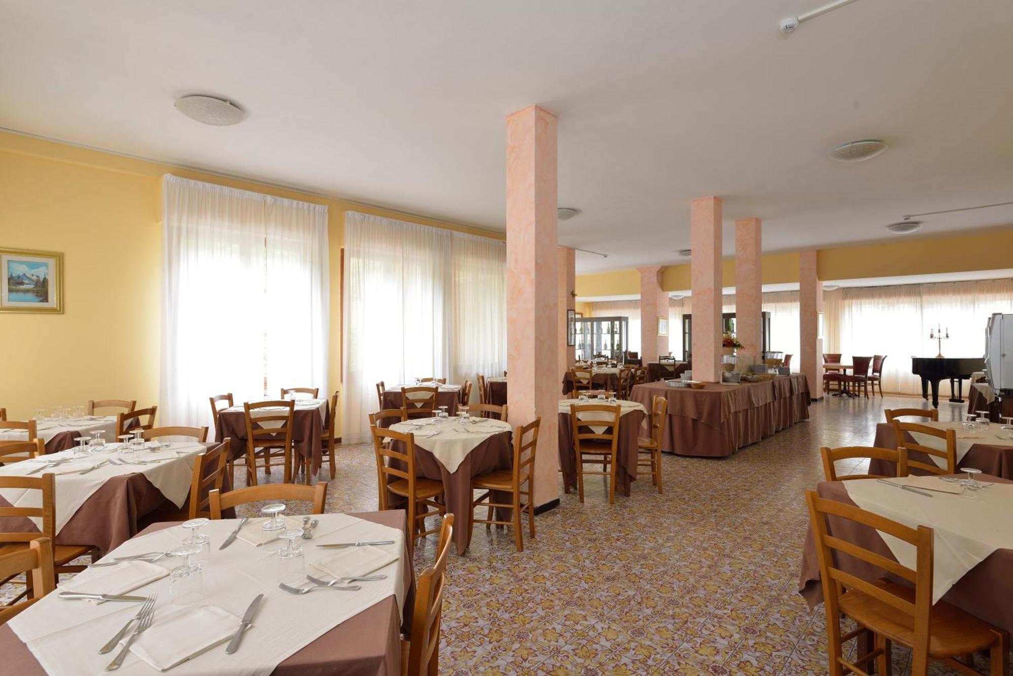 Hotel Attico Chianciano Terme Exterior foto
